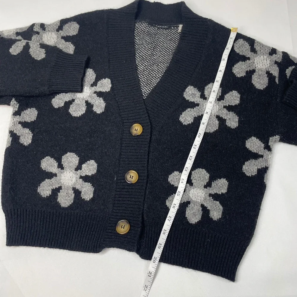 T Tahari floral cozy
